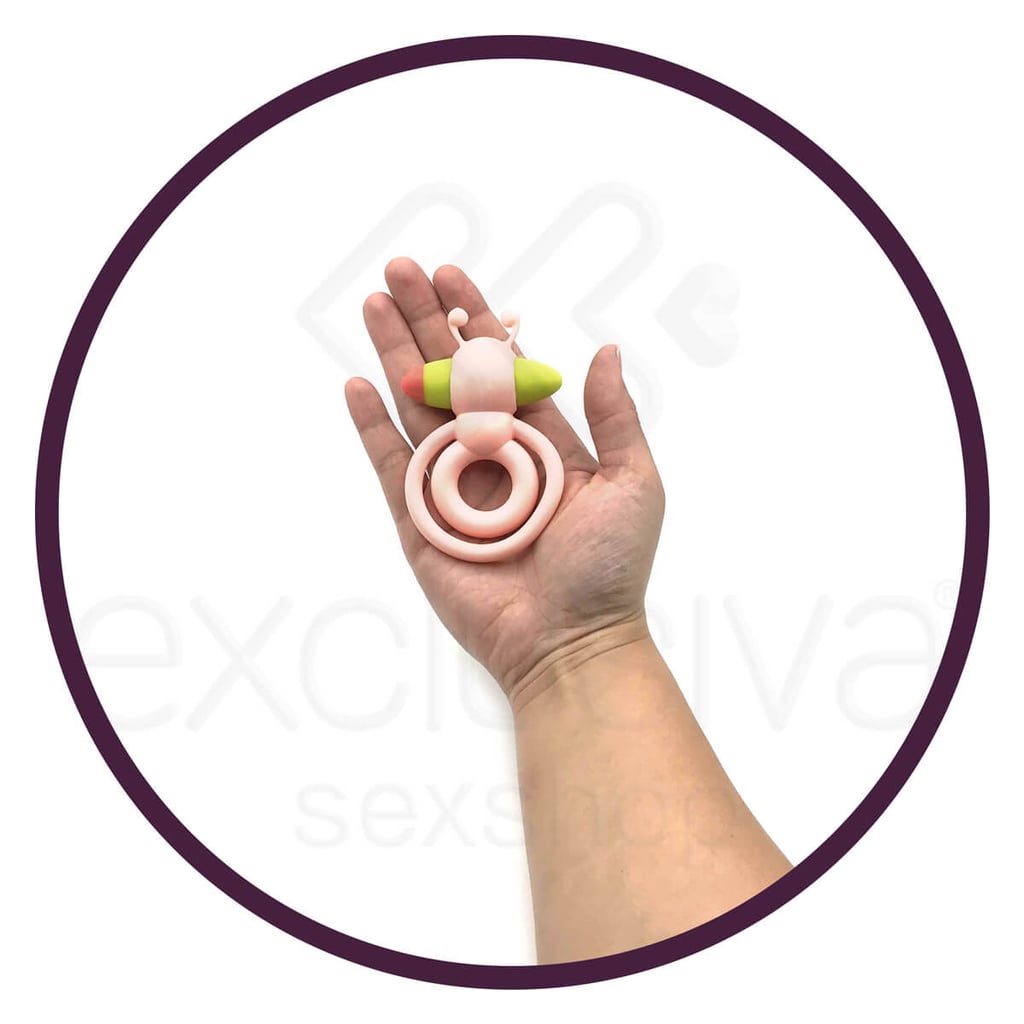 Anel Peniano Duplo em Silicone com Estimulador Clitoriano e Vibração Única - Levett - 8,3 x 5,8 cm | Disponível em 4 Cores - 9