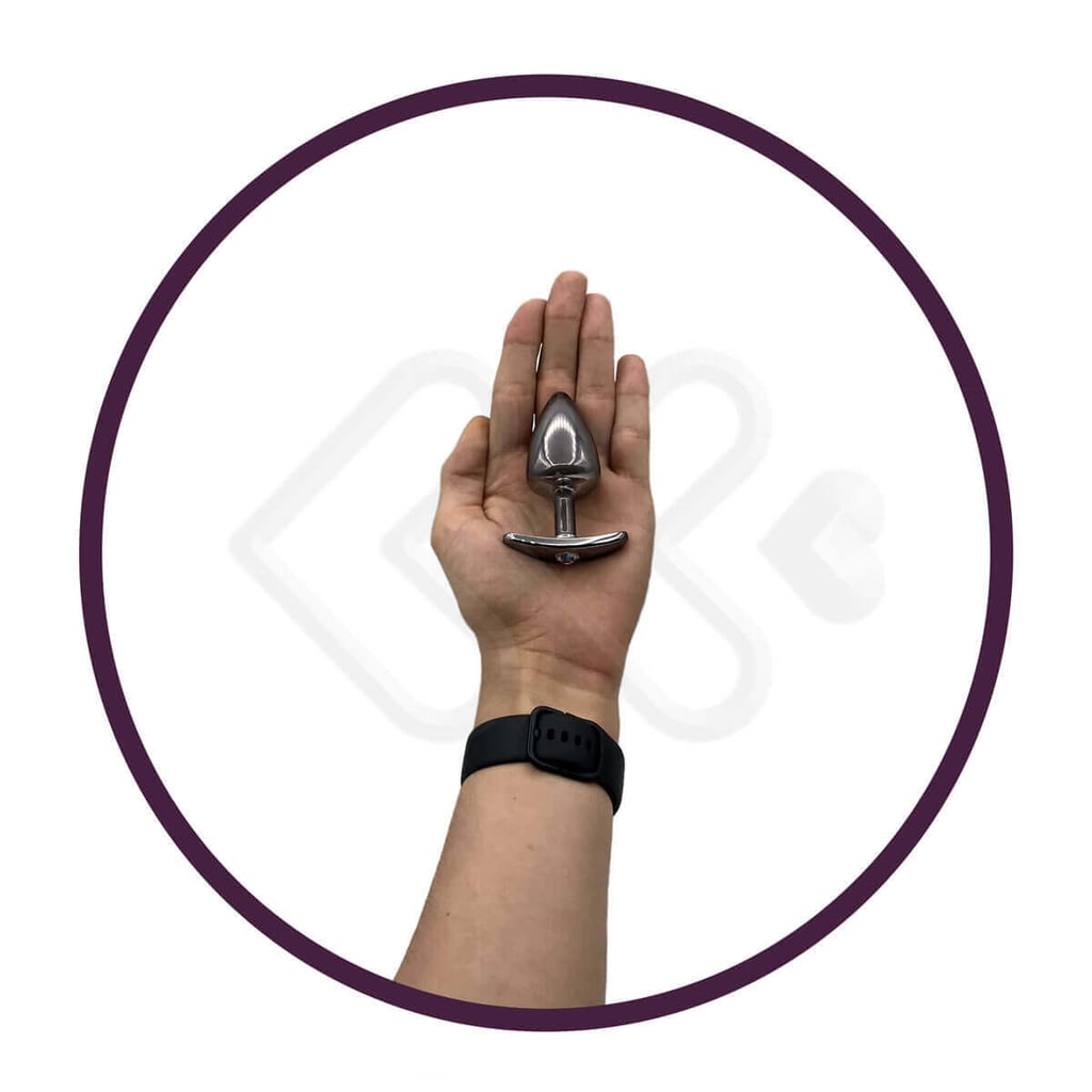 Plug Anal "M" Cônico em Metal com Joia e Base Removível - Hard - 6,8 x 3,2 cm | Disponível em 7 Cores - 12